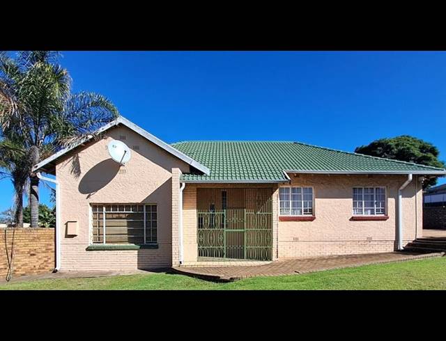4 BEDROOM HOUSE FOR SALE IN HOMESTEAD
